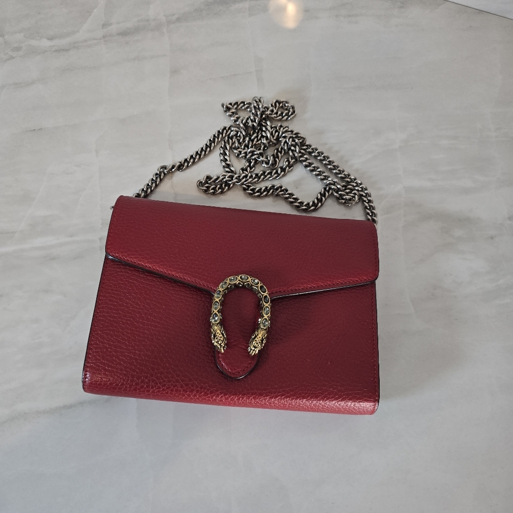Gucci Dionysus Elegant Red Leather Shoulder Bag
